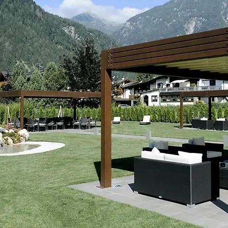 Beverly Alps Hotel & Spa Pinzolo