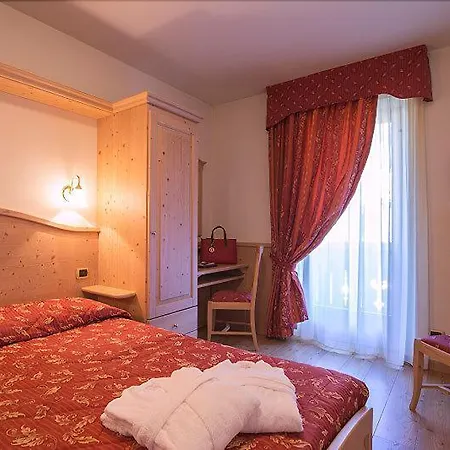Hotel Beverly Alps Hotel & Spa 4*
