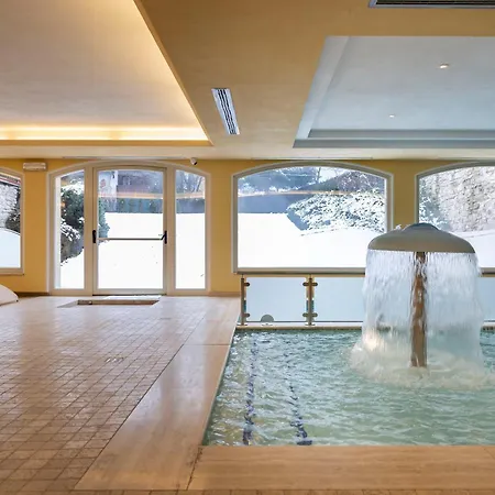 Beverly Alps Hotel & Spa Pinzolo